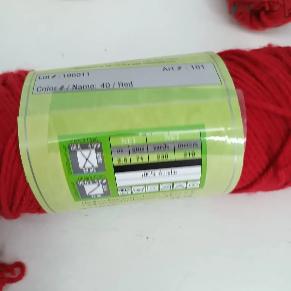 I Love This Yarn! have tons